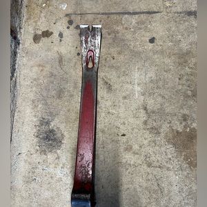 Red Craftsman 15” Pry Bar